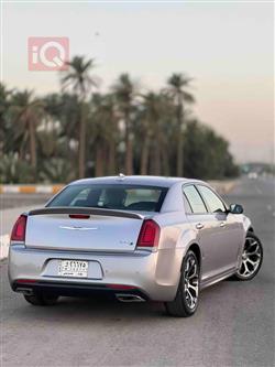 كرايسلر 300